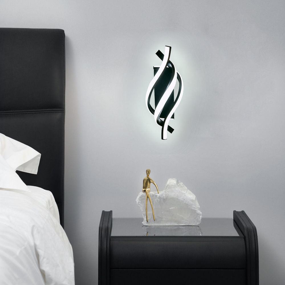Alina Outdoor Wall Light – Sleek Aluminium Design for Cosy Ambiance