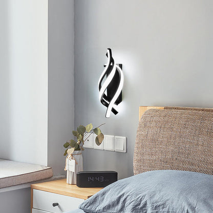 Alina Outdoor Wall Light – Sleek Aluminium Design for Cosy Ambiance