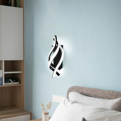Alina Outdoor Wall Light – Sleek Aluminium Design for Cosy Ambiance