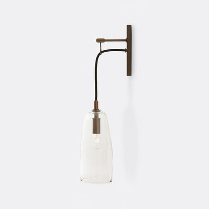 Dovaro Modern Brass Wall Sconce – Sleek Design for Elegant Indoor Lighting
