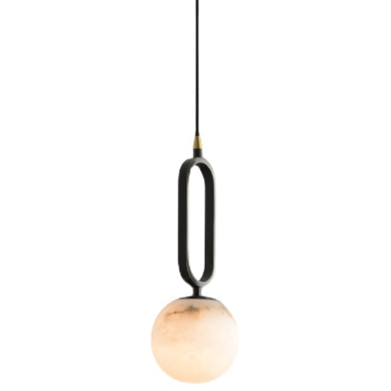 Evaris Modern Brass Pendant Light – Elegant Design for Warm Kitchen Ambiance