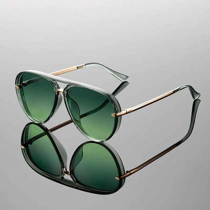 Vale Aviator Sunglasses – Retro Design with UV400 Protection for All-Day Comfort