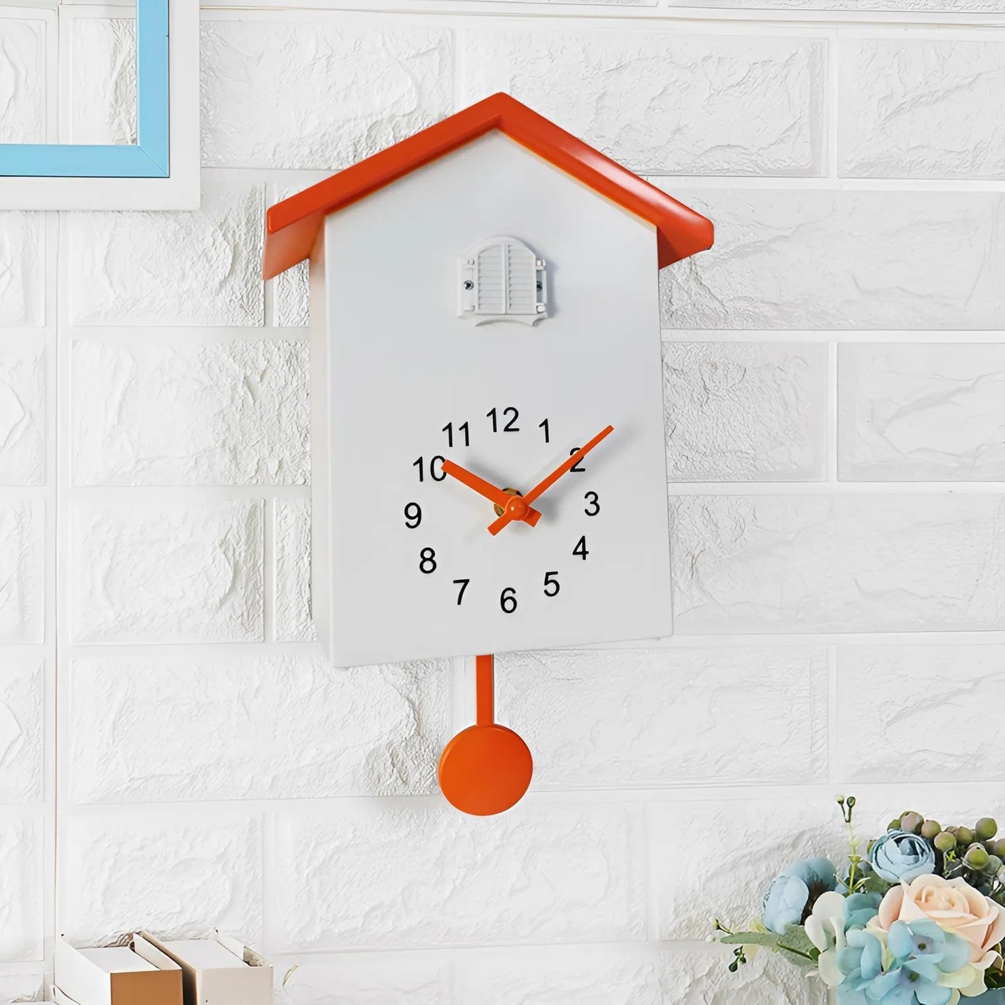 Cuckoo Modern Wall Clock – Stylish Minimalist Design for Any Room