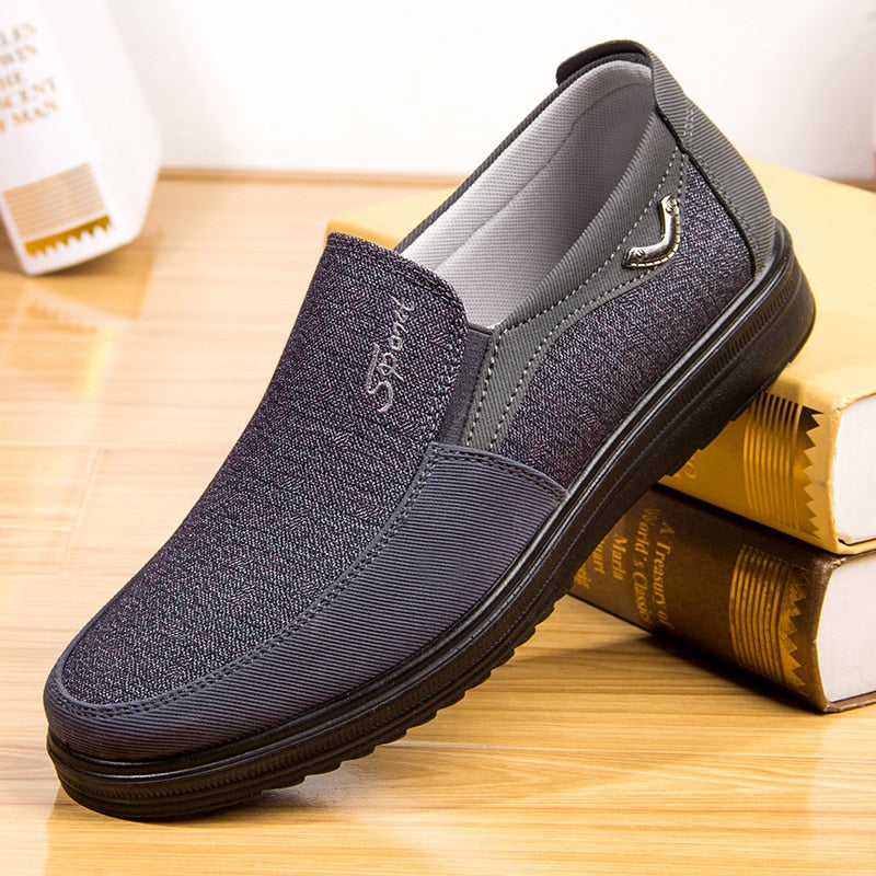 Titan Men's Non-Slip Shoes – Comfortable Anti-Slip Footwear for Safety