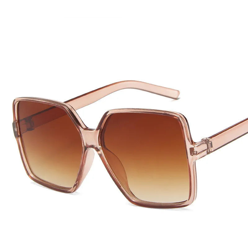 Evelyn Women's Oversized Sunglasses – Stylish Square Design for Casual Outings