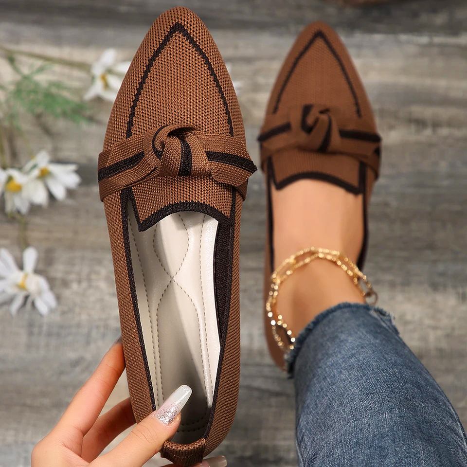 Amara Women's Flats – Elegant Pointed Design for All-Day Comfort