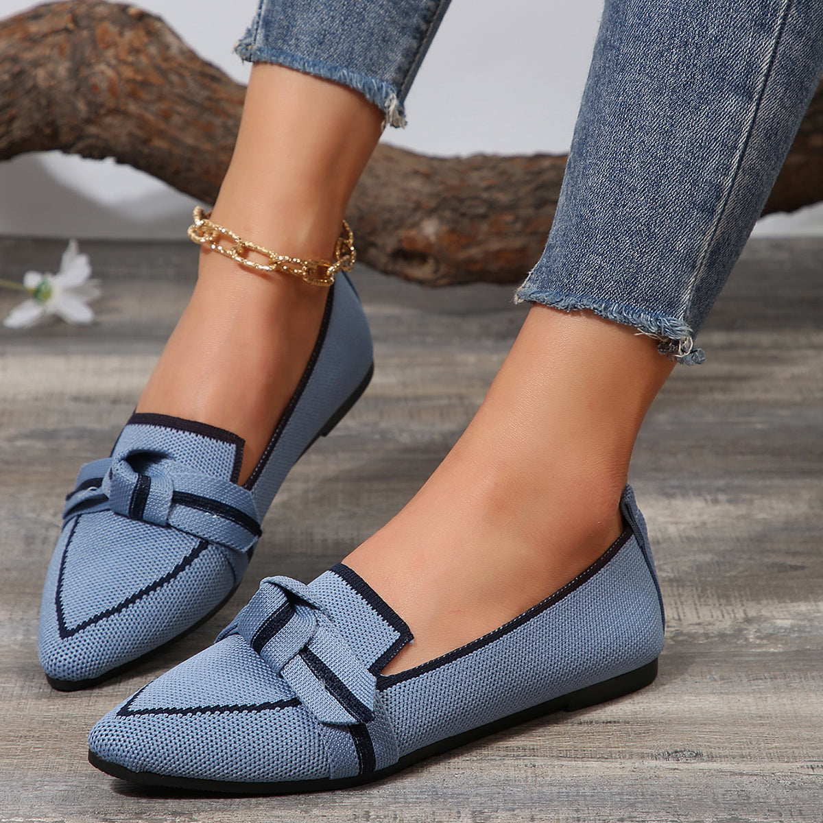 Amara Women's Flats – Elegant Pointed Design for All-Day Comfort