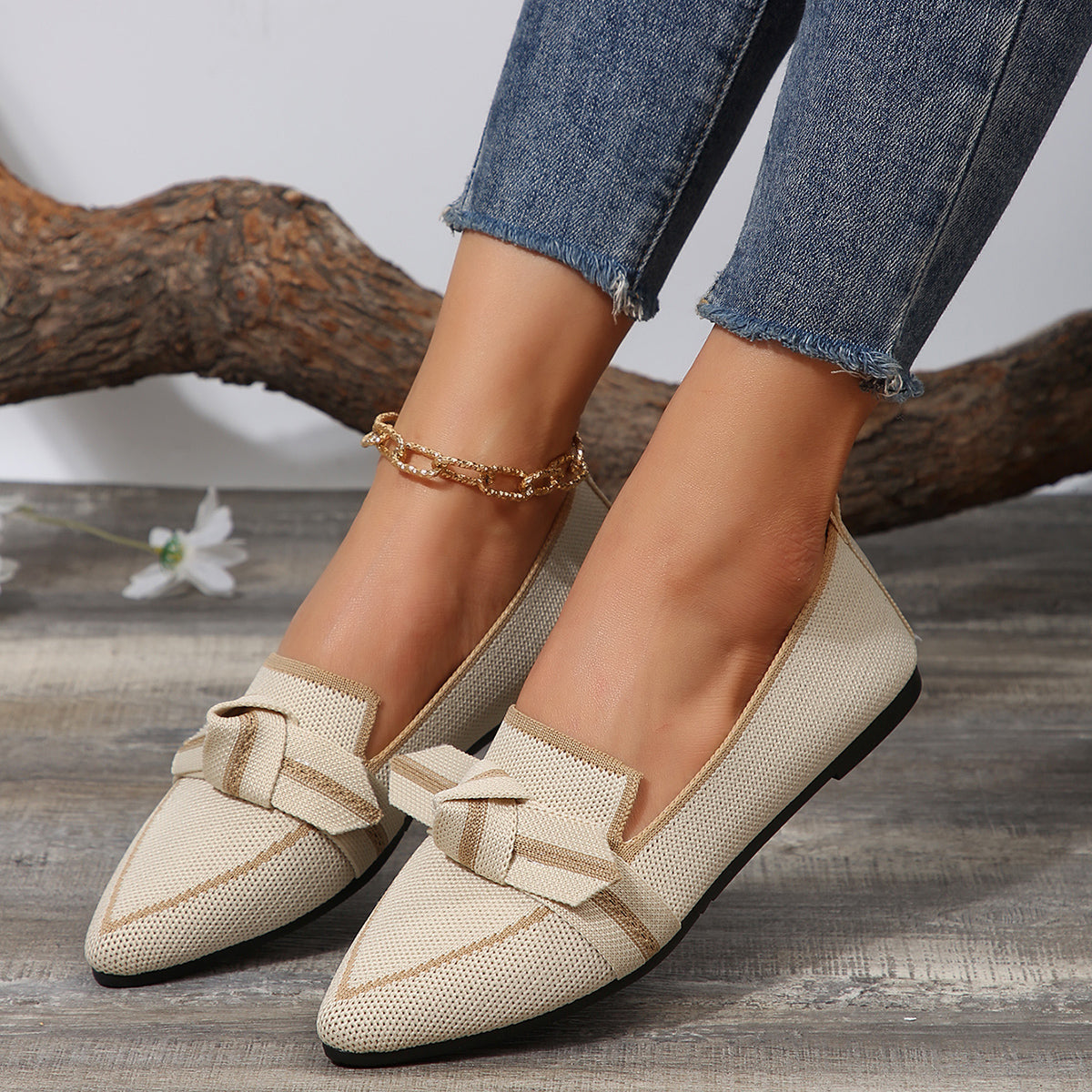 Amara Women's Flats – Elegant Pointed Design for All-Day Comfort