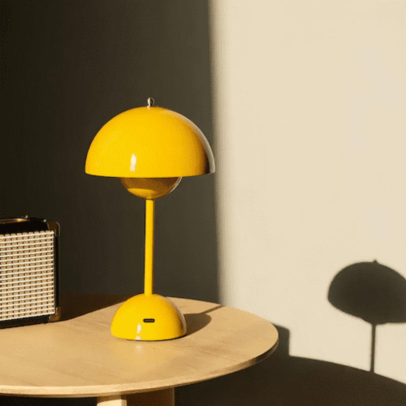 Kalen Modern Desk Lamp – Cordless Touch Control with Adjustable Brightness