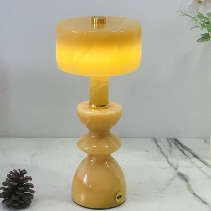 Jovira Modern Minimalist Table Lamp – USB Powered for Stylish Living Room Illumination