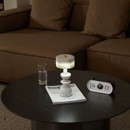 Jovira Modern Minimalist Table Lamp – USB Powered for Stylish Living Room Illumination