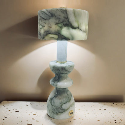 Jovira Modern Minimalist Table Lamp – USB Powered for Stylish Living Room Illumination
