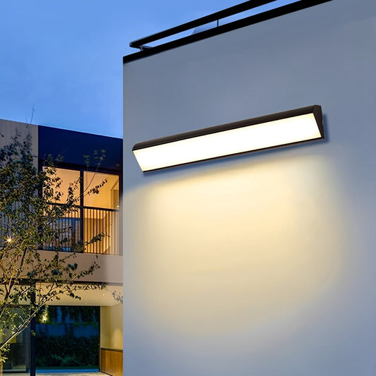 Linea Modern Outdoor Wall Lights – Sleek Design for Inviting Spaces
