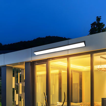 Linea Modern Outdoor Wall Lights – Sleek Design for Inviting Spaces