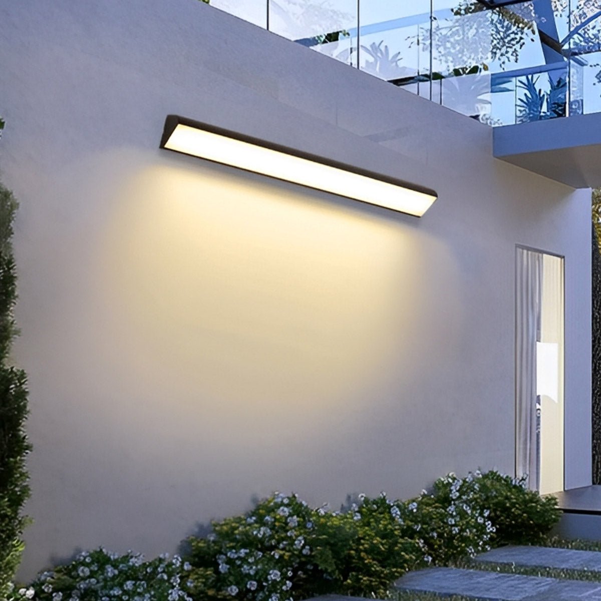 Linea Modern Outdoor Wall Lights – Sleek Design for Inviting Spaces