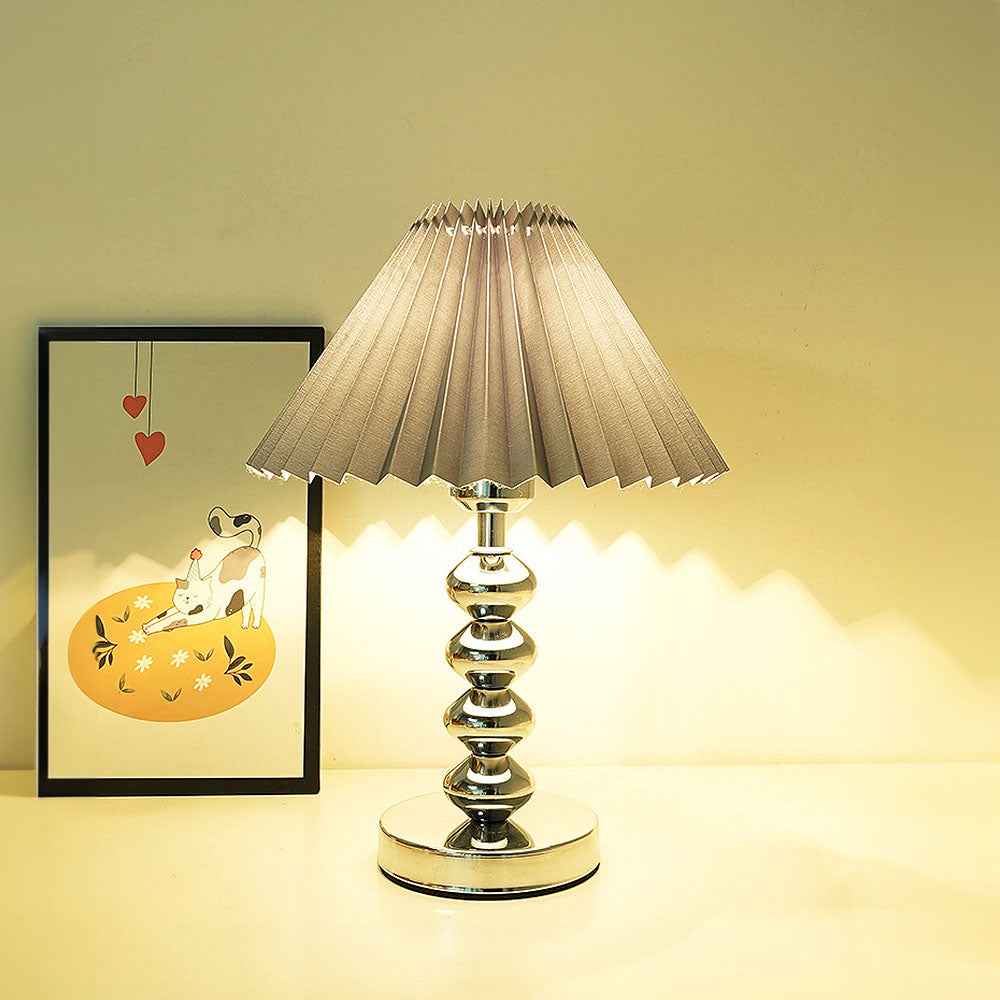 Shae Modern Table Lamp – Adjustable Dimming for Cozy Living Room Ambiance