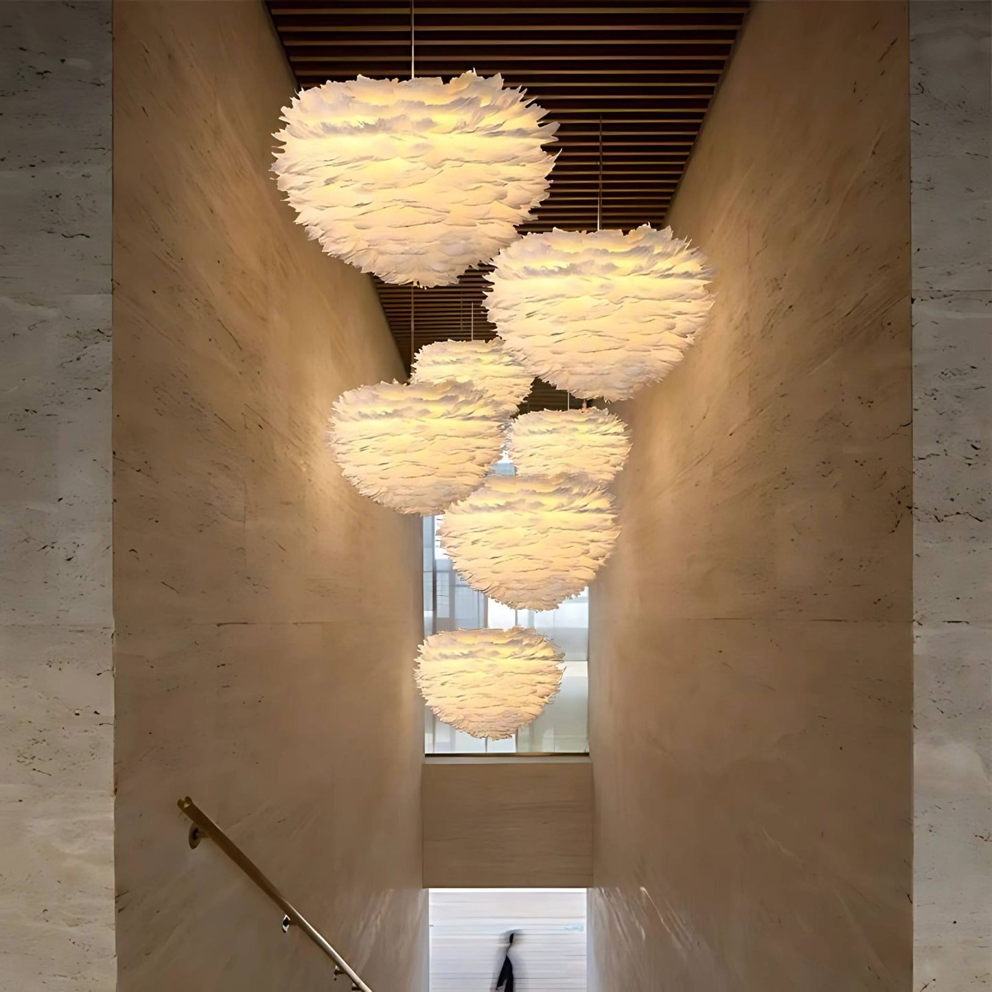 Misty Modern Chandeliers – Elegant Feather Design for Stylish Rooms