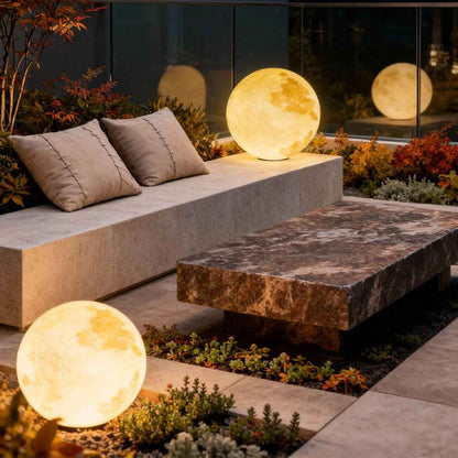 Misty Outdoor Solar Garden Lights – Moon-Inspired Design for Elegant Ambiance