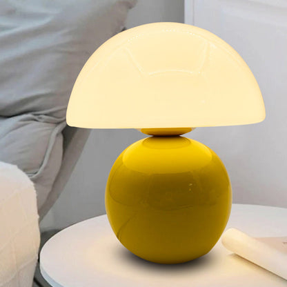 Praeva Contemporary Table Lamp – Stylish Ceramic Design for Living Room