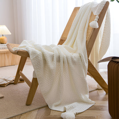 Selvo Waffle Knit Blanket – Stylish Tassel Design for Home Comfort