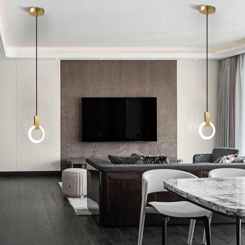 Ringo Modern Gold Pendant Light – Sleek Design for Stylish Kitchen Illumination