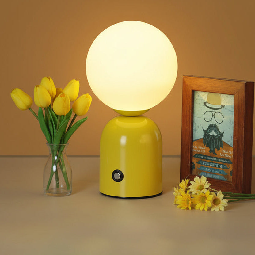 Myron Sleek Scandinavian Dimmable Bedside Table Lamp – Modern LED Design for Stylish Bedrooms
