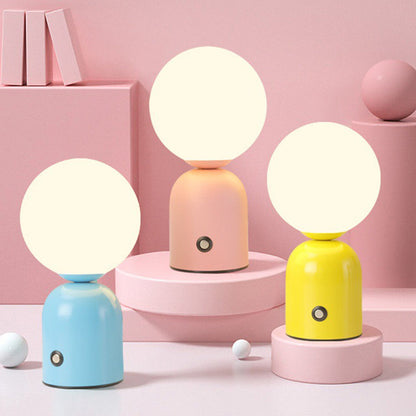 Myron Sleek Scandinavian Dimmable Bedside Table Lamp – Modern LED Design for Stylish Bedrooms