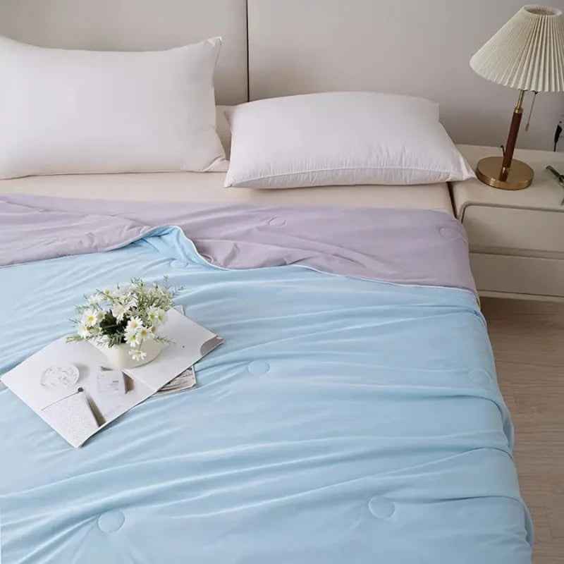 Sleek Pastel Summer Cooling Blanket – Lightweight Comfort for Warm Nights