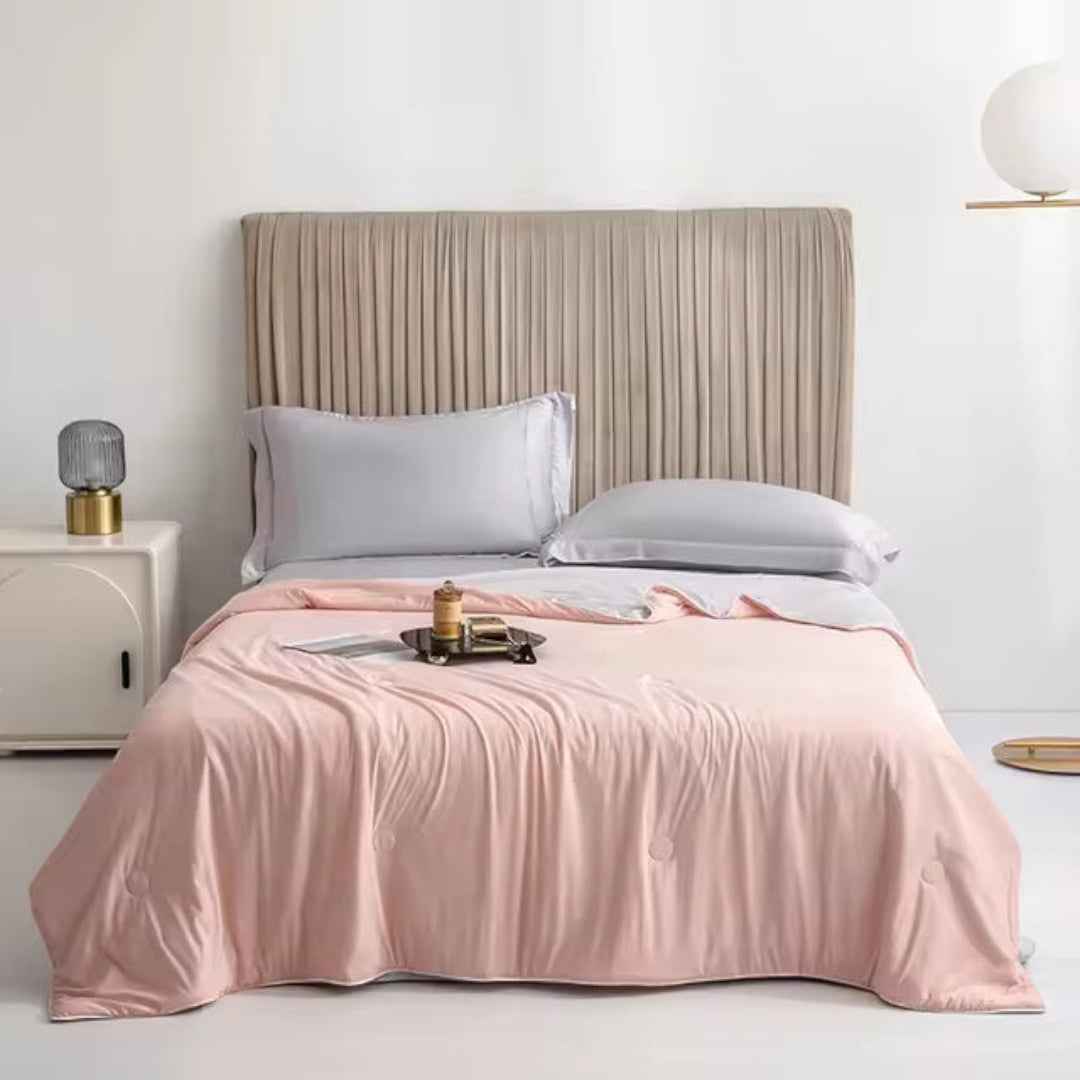 Sleek Pastel Summer Cooling Blanket – Lightweight Comfort for Warm Nights