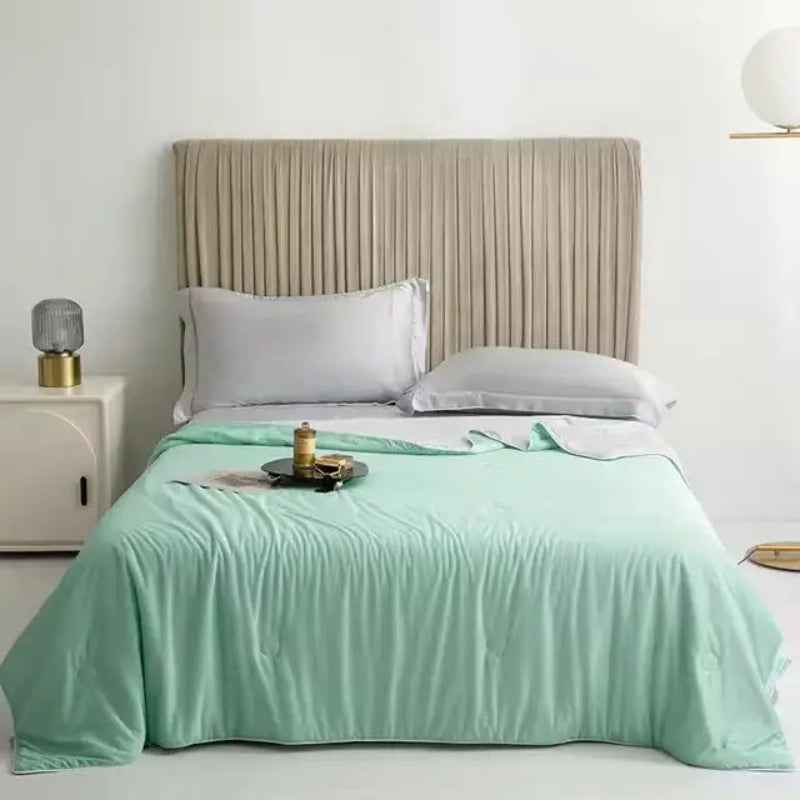 Sleek Pastel Summer Cooling Blanket – Lightweight Comfort for Warm Nights
