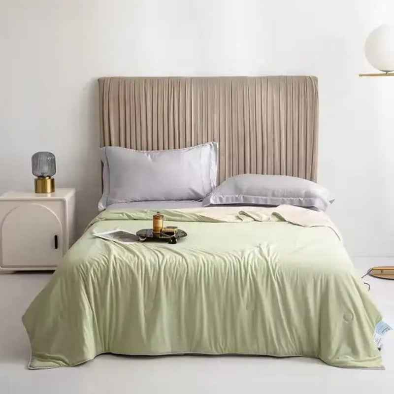 Sleek Pastel Summer Cooling Blanket – Lightweight Comfort for Warm Nights