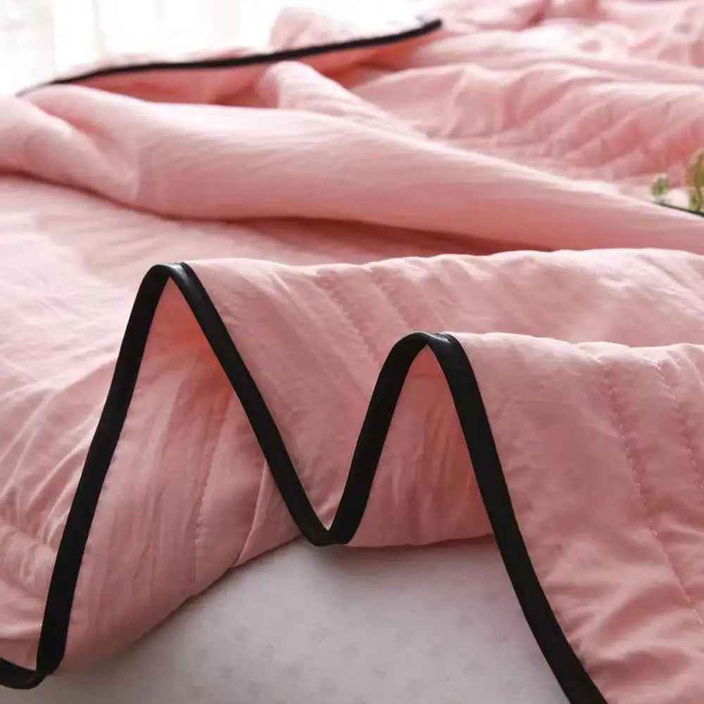 Sleepease Summer Cooling Blanket – Soft Breathable Comfort for Restful Sleep
