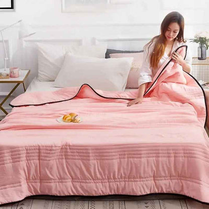 Sleepease Summer Cooling Blanket – Soft Breathable Comfort for Restful Sleep