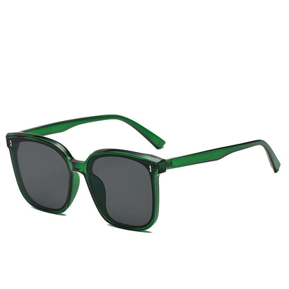 Rey Sleek Trendsetter Sunglasses – Stylish UV400 Protection for Casual Outings