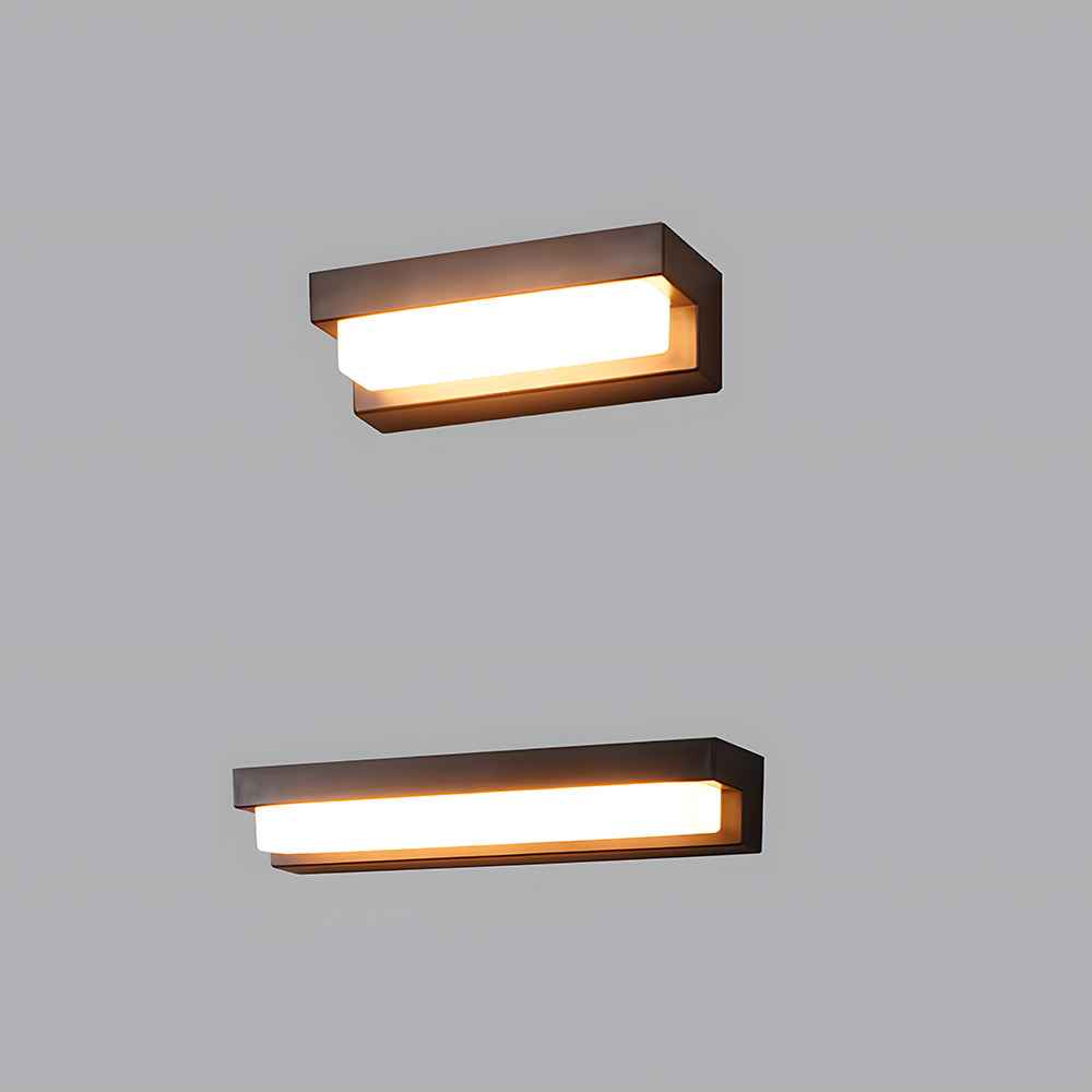 Sola Modern Black Outdoor Wall Light – Solar-Powered Eco-Friendly Illumination