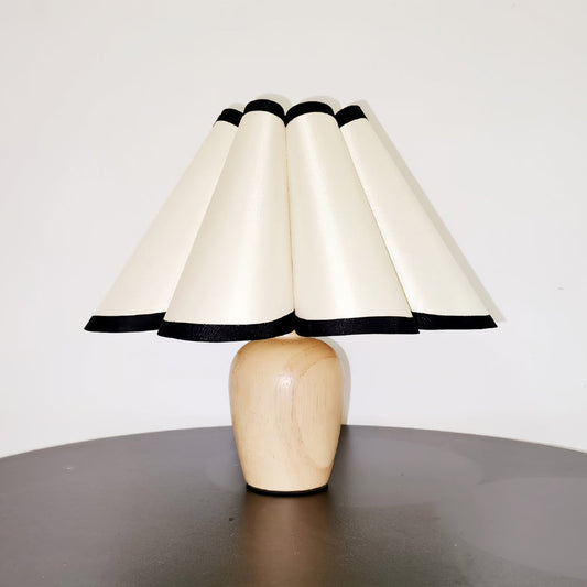 Vela Modern Table Lamp – Stylish Fabric Shade for Cozy Bedroom Ambiance