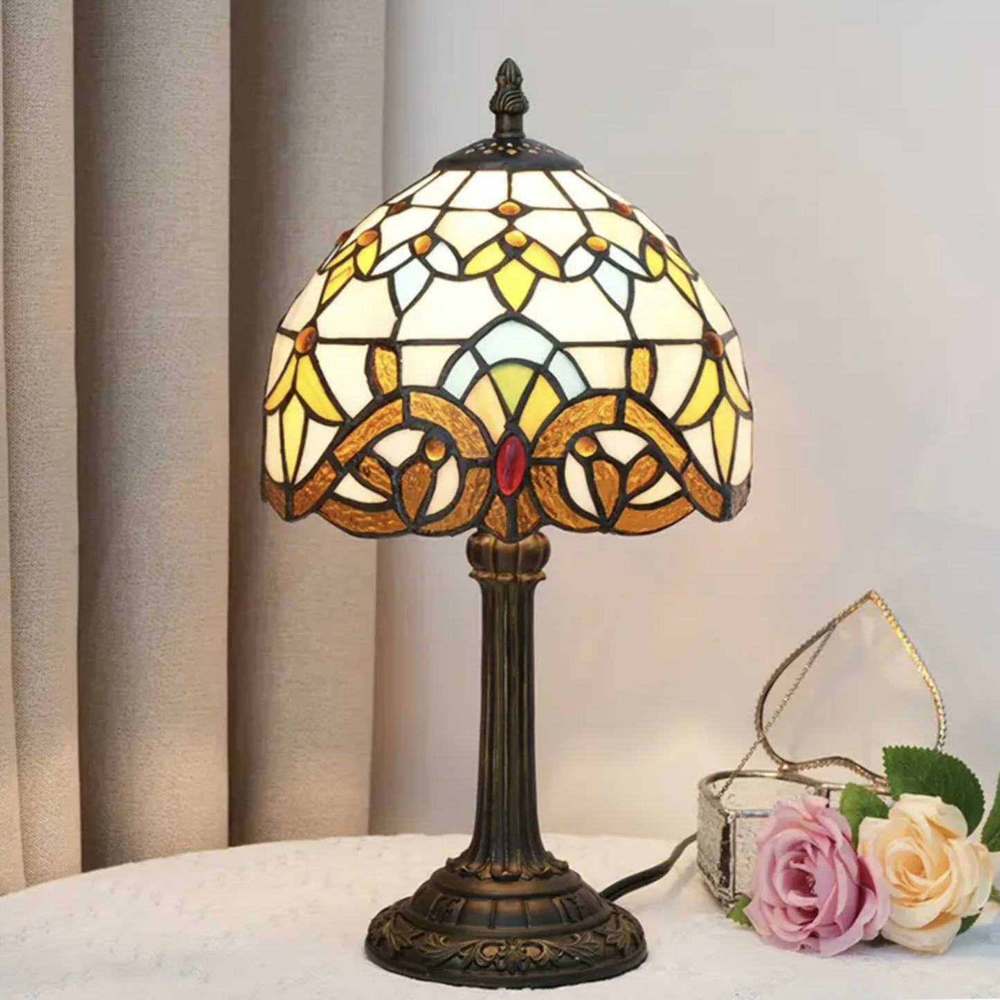 Vintage Tiffany Style Table Lamps – Elegant Table Lamp for Cozy Ambient Lighting